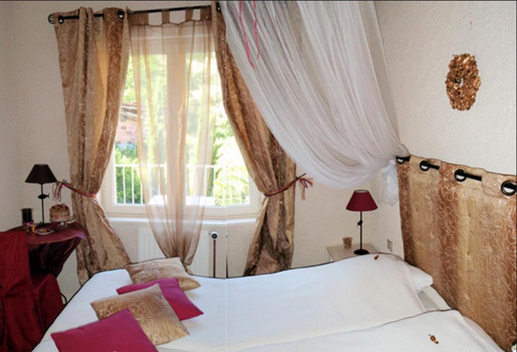 La Gariere Bed & Breakfast Lafrancaise Bilik gambar